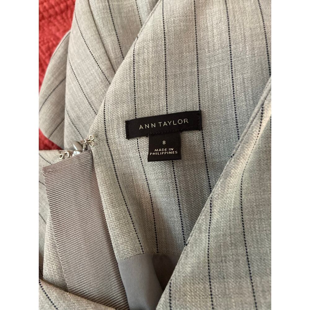 Ann Taylor gray pinstripe sleeveless business dress - Picture 9 of 12